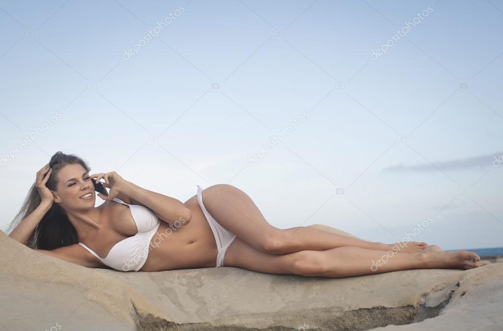 phoening woman in bikini