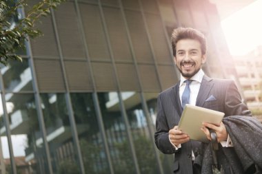 tablet ile işadamı