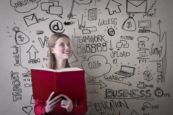 Vrouw met boek — Stockfoto