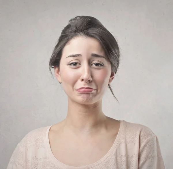 Morena mulher sendo triste — Fotografia de Stock