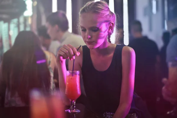 Girl Drinking Disco — Stock Photo, Image