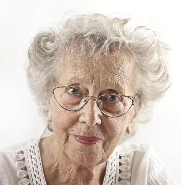 Retrato Uma Mulher Idosa — Fotografia de Stock