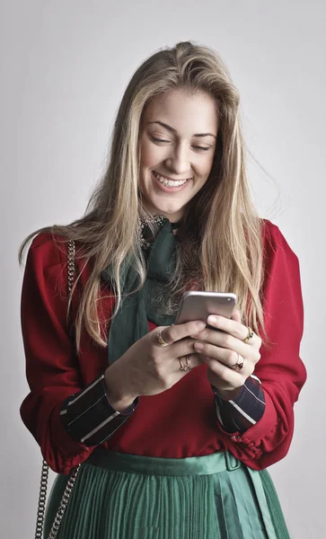 Elegant Girl Using Her Smartphone — Stock Photo, Image