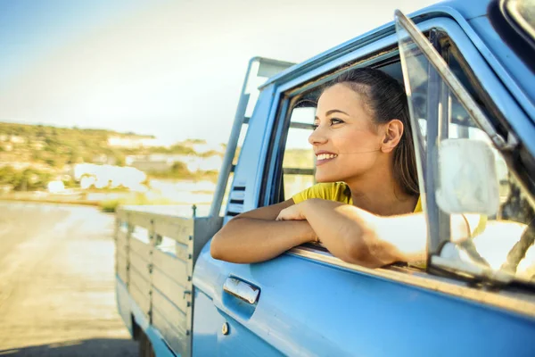 Menina Uma Pick — Fotografia de Stock