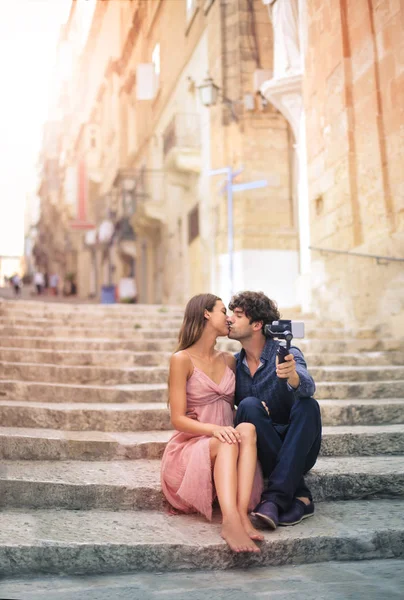 Pareja Tomando Una Selfie — Foto de Stock