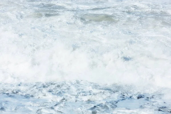 Yüksek anahtar su doku arka plan beyaz. 