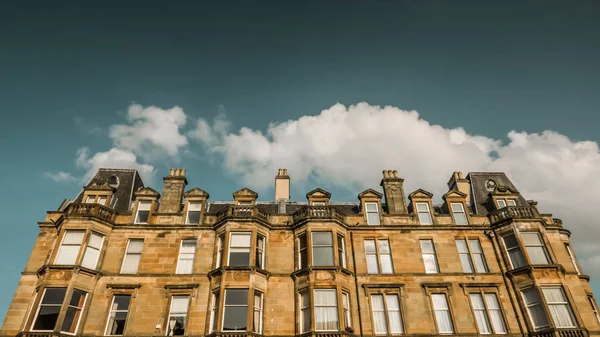 Traditionele Glasgow huurkazerne appartementen — Stockfoto