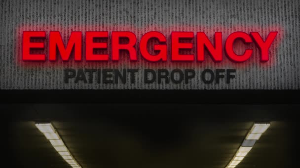 Healthcare Video Rundown Emergency Room Sign Hospital Broken Light — Stock Video