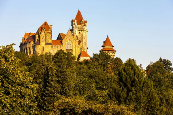 Kreuzenstein Castle, Neder-Oostenrijk — Stockfoto