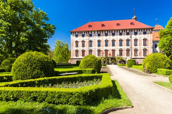 Libochovice palace, Tsjechië — Stockfoto