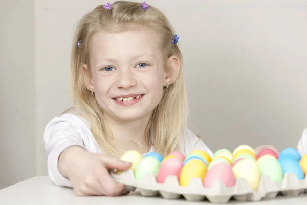 Portrait Little Girl Easter Eggs — Stock Photo, Image