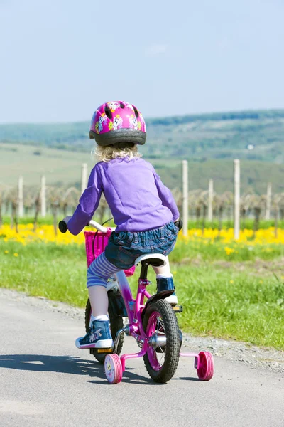 Pequeno Motociclista Primavera — Fotografia de Stock