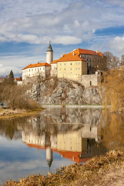 Ledec nad Sazavou vár Közép-Csehországban — Stock Fotó