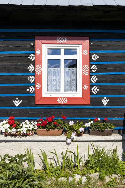 Arquitectura popular en Zdar bajo Belianske Tatras, Eslovaquia — Foto de Stock