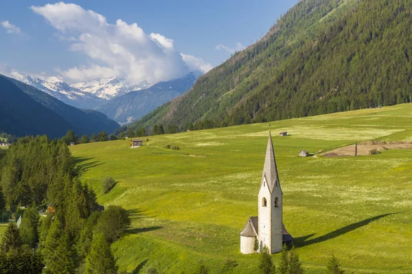 Old church in Kails am Grosglockner — Stock Photo, Image