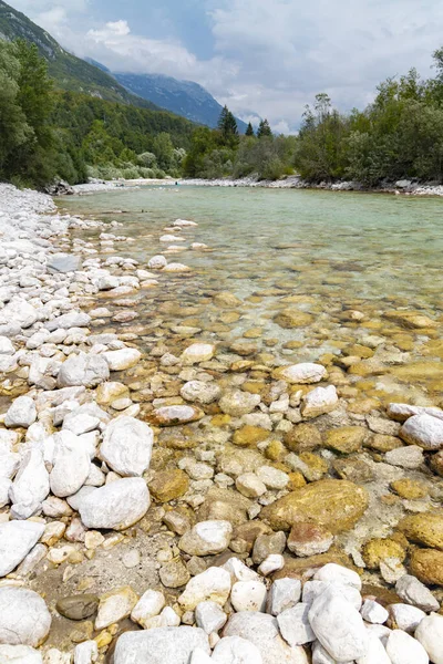 Fiume Soca nel Parco Nazionale del Triglav in Slovenia — Foto Stock