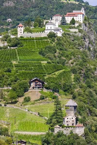 Chiusa (Klausen) à Dolomites, Italie — Photo