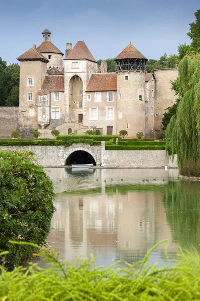 Burgundy Fransa Daki Sercy Kalesi — Stok fotoğraf