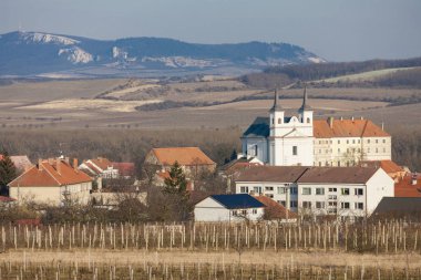 Wullersdorf 'taki kilise, Hollabrunn bölgesi, Aşağı Avusturya, Avusturya
