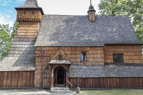 Drewniany Kościół Dębnie Polska — Zdjęcie stockowe