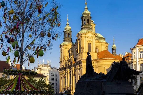 Великдень Старій Міській Площі Прага Чехія — стокове фото