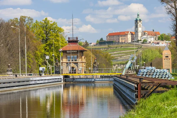 Шлюз Горин Замок Мельник Река Влтава Чешская Республика — стоковое фото