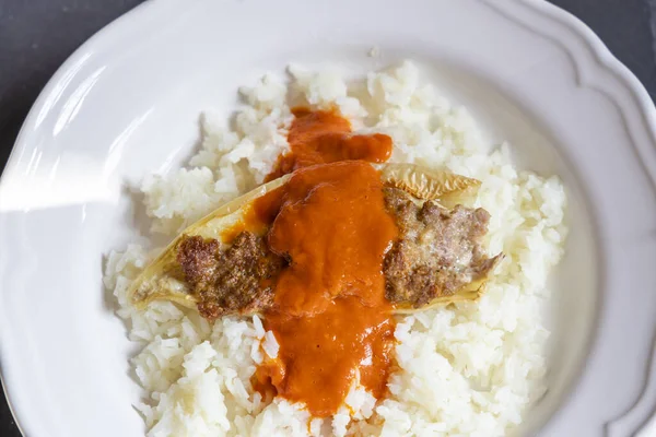 Pepper Filled Minced Meat Tomato Sauce Rice — Stock Photo, Image