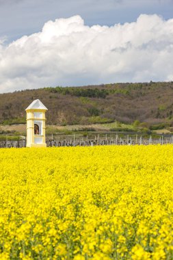 Avusturya, Retz yakınlarında Tanrılar işkence ediyor
