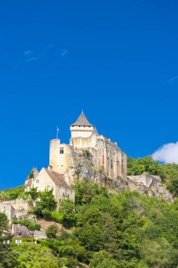 Castelnaud Şatosu, Castelnaud-la-Chapelle 'deki ortaçağ kalesi, Dordogne, Aquitaine, Fransa