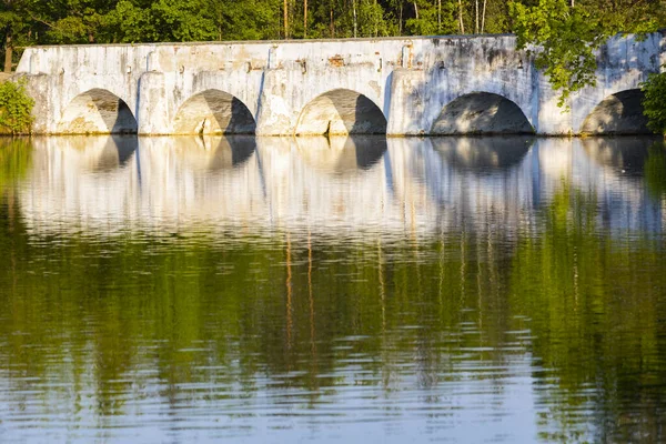 Viejo Puente Piedra Sobre Estanque Vitek Nova Hlina Cerca Trebon — Foto de Stock