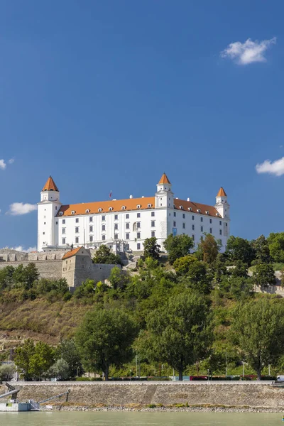 Burg Bratislava Und Donau Slowakei — Stockfoto