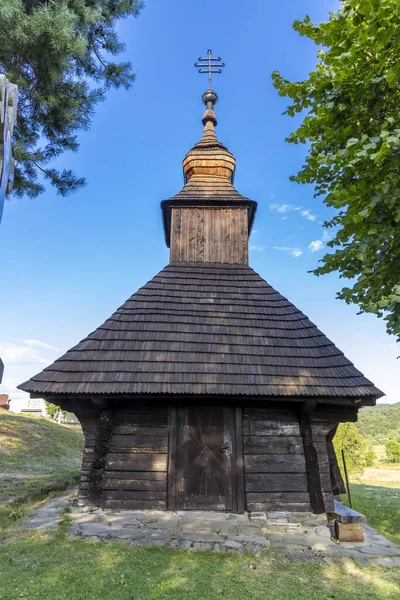 Деревянная Церковь Иновце — стоковое фото