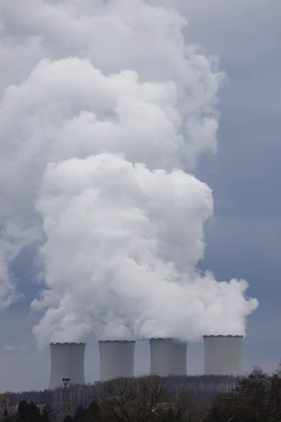 Kouřící Komín Elektrárna České Republice — Stock fotografie