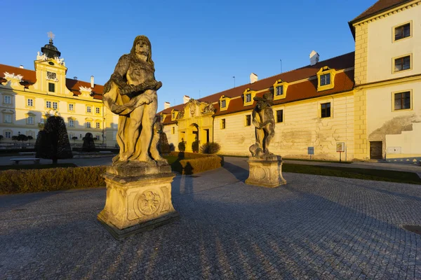 Zamek Valtice Morawy Południowe Czechy — Zdjęcie stockowe