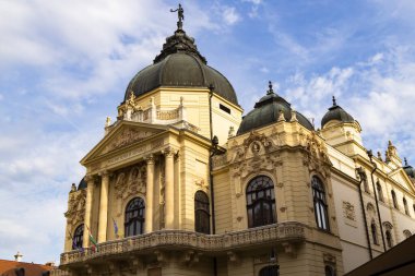 Macaristan, Baranya 'da Peks