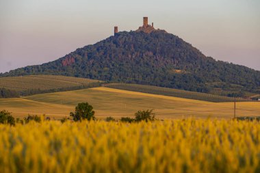 Çek Cumhuriyeti, Ceske Stredohori 'de Hazmburk