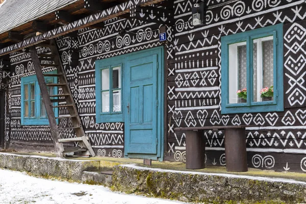 Casă Populară Pictată Satul Unesco Cicmany Din Slovacia — Fotografie, imagine de stoc