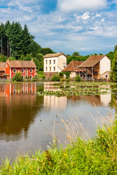 Водяная Мельница Бургундии Франция — стоковое фото