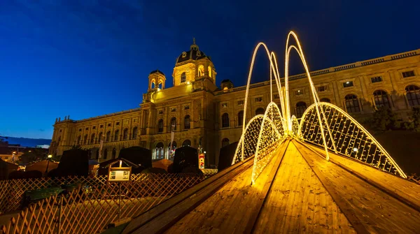 Avusturya Viyana Daki Maria Theresa Meydanı Nda Noel Süslemesi — Stok fotoğraf