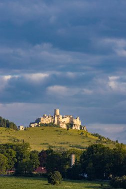Slovakya 'daki Spis Kalesi Yıkıldı