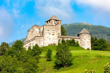 Tyrol, Avusturya 'daki Heinfels Kalesi