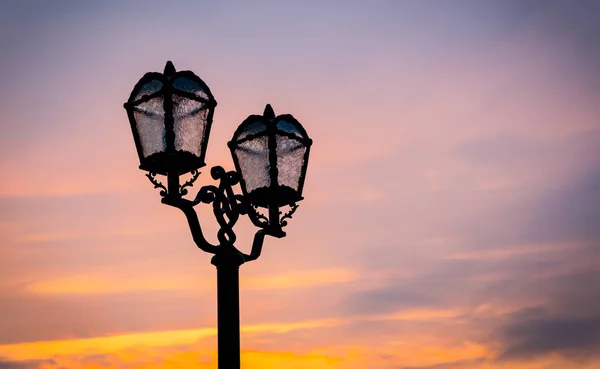 Stará pouliční lampa — Stock fotografie