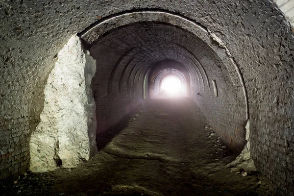 Tunnel souterrain perdu — Photo