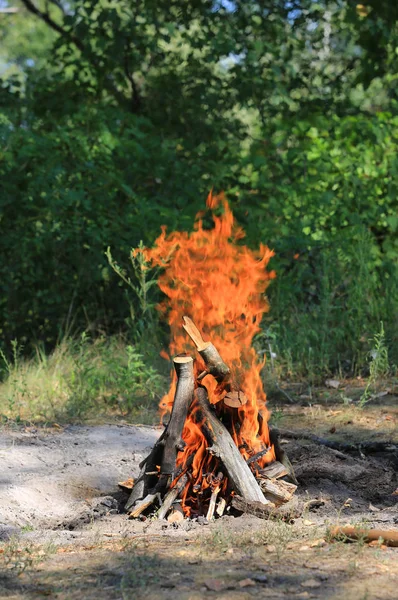 Горячий огонь — стоковое фото