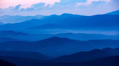 Akşam Vadisi ile mavi sis