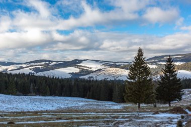 kış zamanında dağ Vadisi