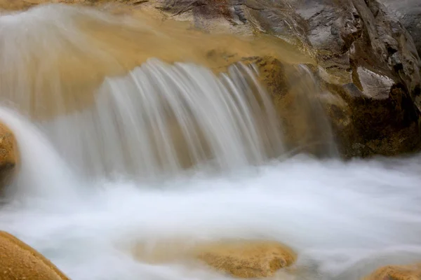 Ландшафт Водопадом Каскад Горном Ручье — стоковое фото
