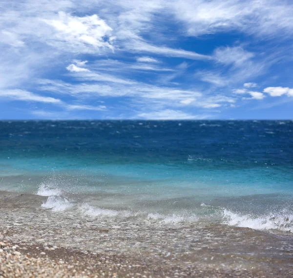 Nice Landscape Turquoise Sea Clouds Sky — Stock Photo, Image