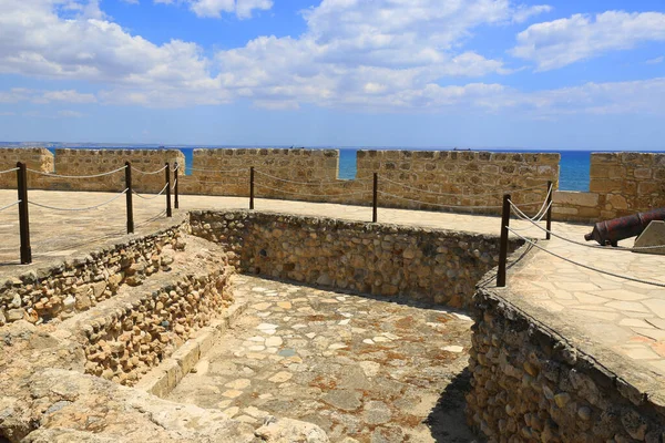 ラルナカ城の古い壁 キプロスの中世の要塞 — ストック写真