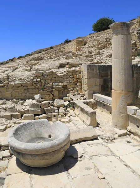古代都市アマゾスの遺跡 石柱と風呂 キプロスでそれを取る — ストック写真
